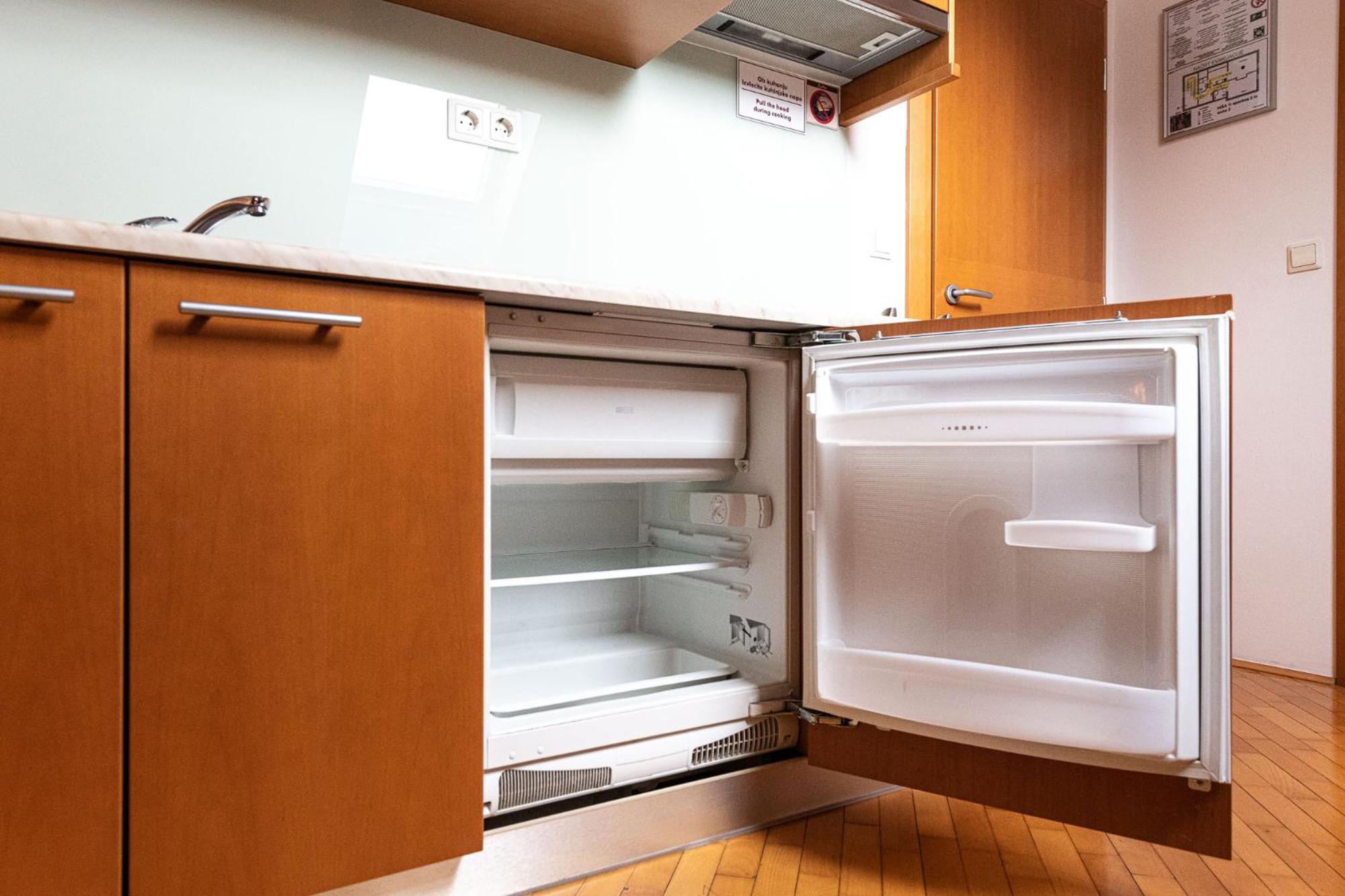 Apartmaji In Sobe Ramar Straza Buitenkant foto